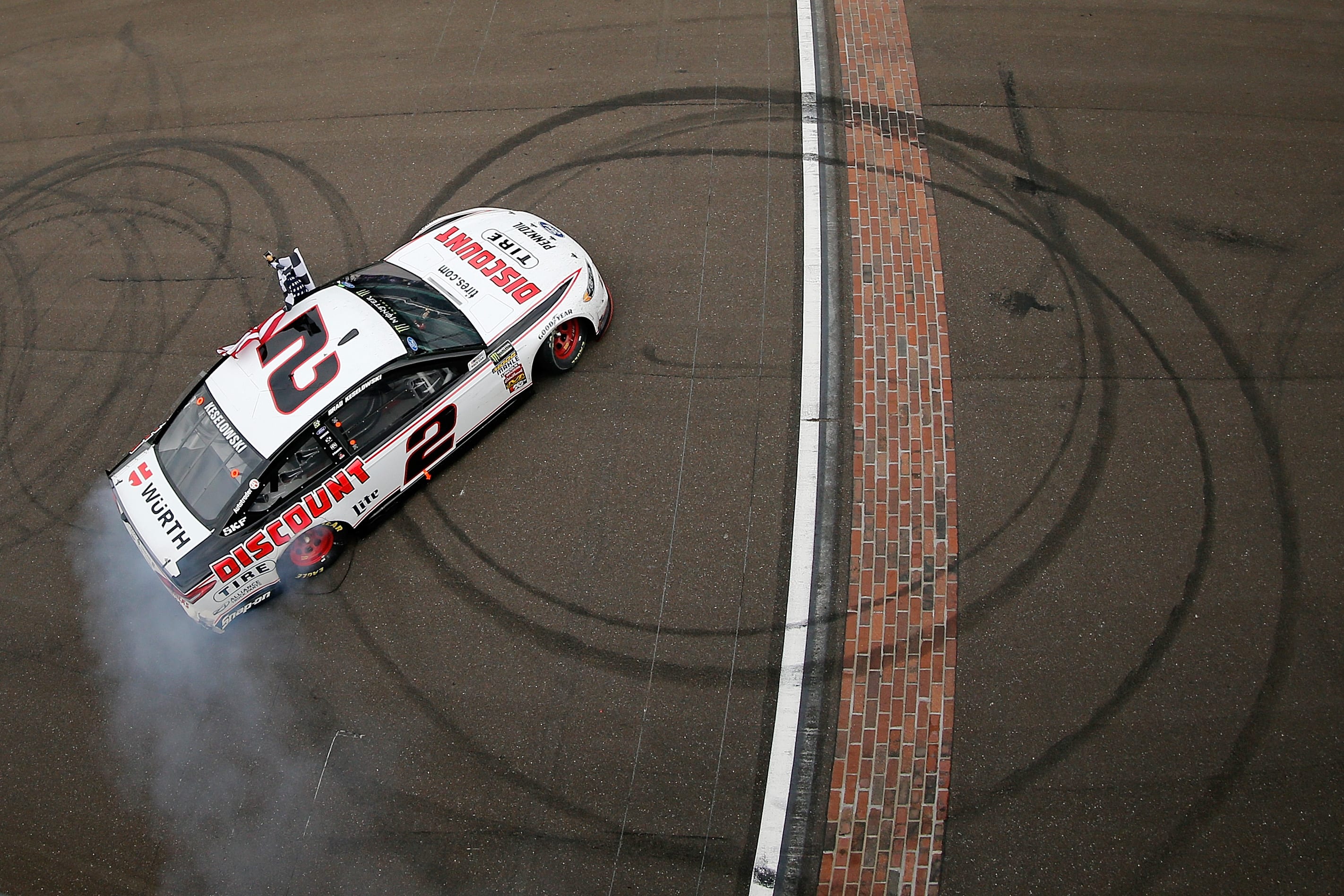 odds to win brickyard 400