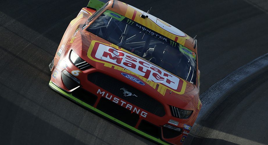 LAS VEGAS, NEVADA - SEPTEMBER 15: Ryan Newman, driver of the #6 Oscar Mayer Bacon Ford, races during the Monster Energy NASCAR Cup Series South Point 400 at Las Vegas Motor Speedway on September 15, 2019 in Las Vegas, Nevada. (Photo by Jonathan Ferrey/Getty Images) | Getty Images