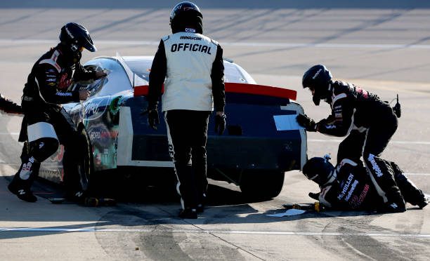 Featured Image for Chase Briscoe drives No. 98 Ford Mustang to third-place finish at Kansas Speedway