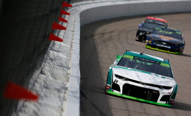 Featured image for William Byron drives No. 24 Chevrolet Camaro to fifth-place finish at Kansas Speedway