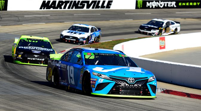 Featured image for Martin Truex Jr. dominates stages in Martinsville playoff race