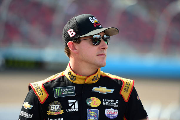 Daniel Hemric Places 21st At Ism Raceway.jpg