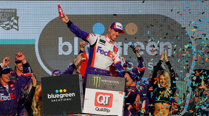 Denny Hamlin seals title bid with clinching Phoenix victory
