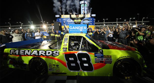 Matt crafton championship Clearance