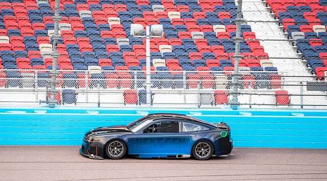 Early impressions: Joey Logano finds a ‘challenging’ Next Gen car in Phoenix test