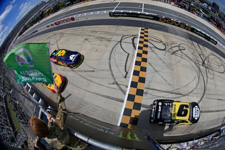 DOVER, DE - MAY 06:  Chase Elliott, driver of the #9 NAPA Brakes Chevrolet, takes the green flag to start the Monster Energy NASCAR Cup Series Gander RV 400 at Dover International Speedway on May 6, 2019 in Dover, Delaware.  (Photo by Chris Trotman/Getty Images) | Getty Images