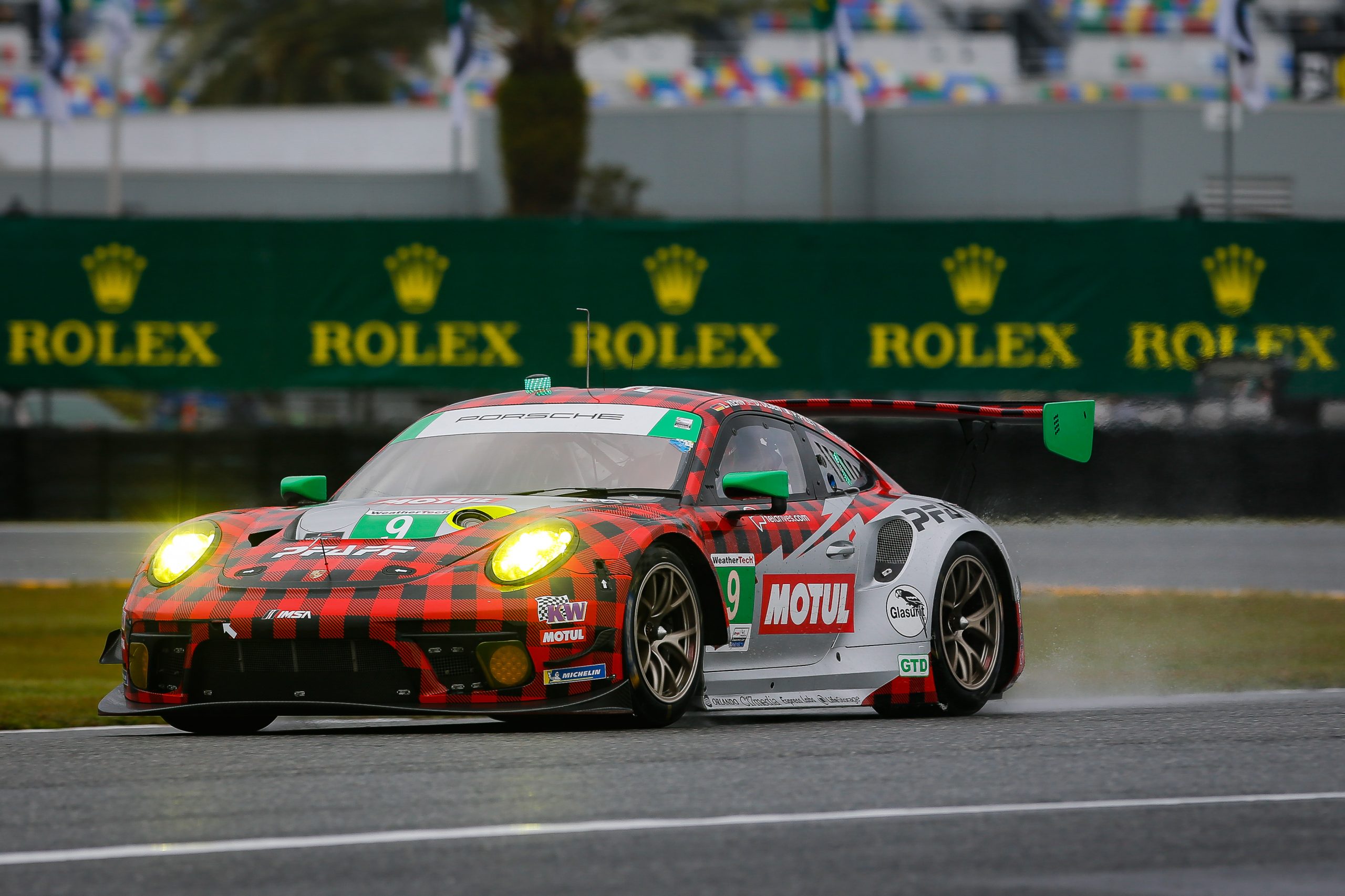 #9 PFAFF Motorsports Porsche 911 GT3 R, GTD: Dennis Olsen, Zacharie Robichon, Lars Kern, Patrick Pilet
