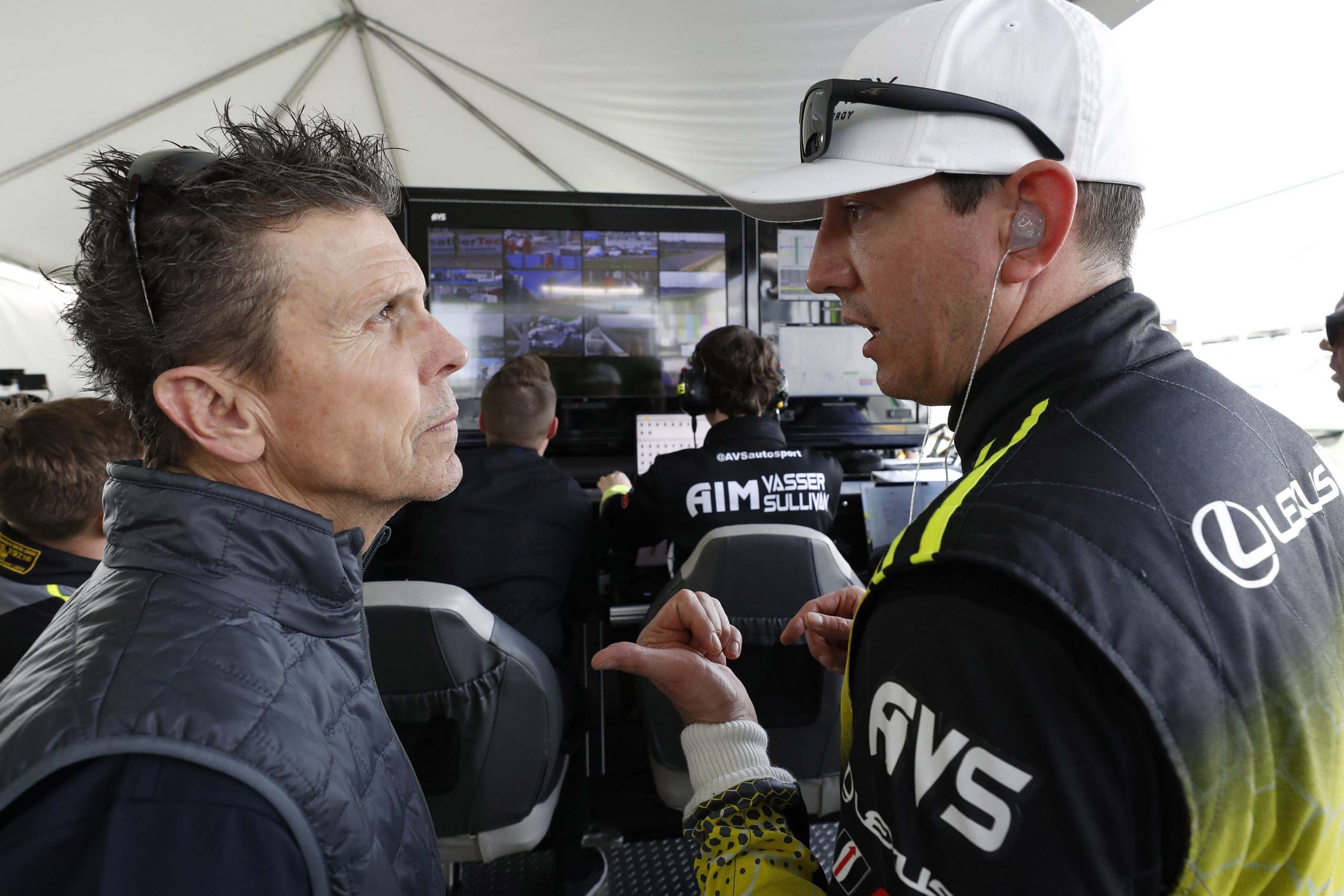 #14 AIM Vasser Sullivan Lexus RC-F GT3, GTD: Scott Pruett, Kyle Busch