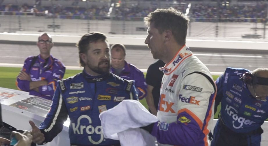 Denny Hamlin, Ricky Stenhouse Jr. have post-race chat after Duel 1