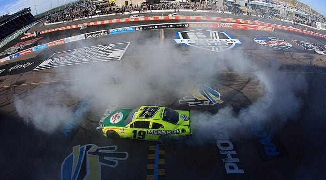 Featured Image for Brandon Jones bypasses Kyle Busch for Xfinity Series win at Phoenix