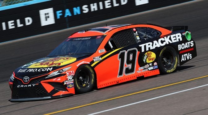 Martin Truex Jr. to start from rear of field at Phoenix Raceway