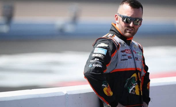 Featured Image for Austin Dillon drives No. 3 Chevrolet Camaro to eighth-place finish at Charlotte Motor Speedway