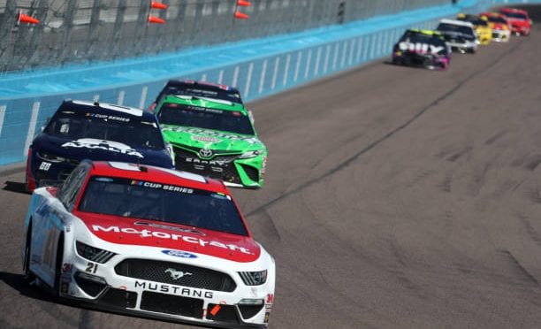Featured image for Matt DiBenedetto takes 13th place at Phoenix Raceway