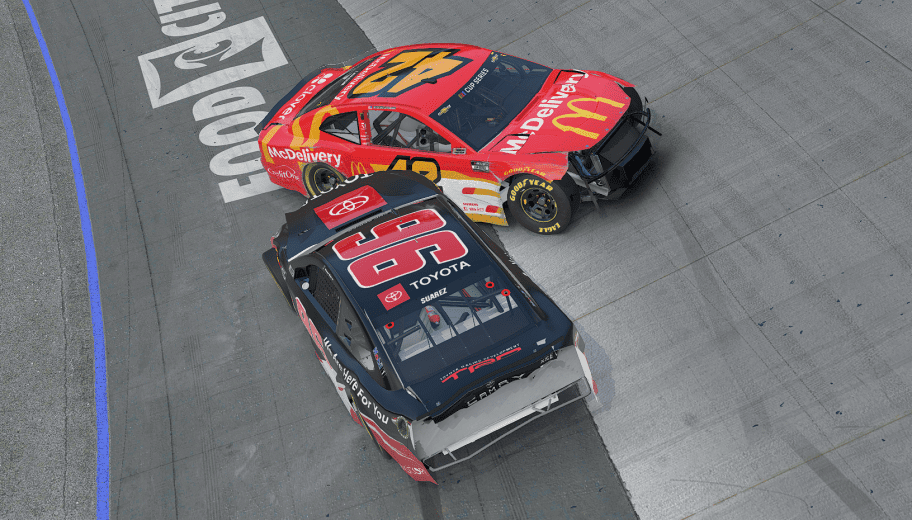 Suarez Larson Wreck Main Pro Invitational Bristol Enascar 2020