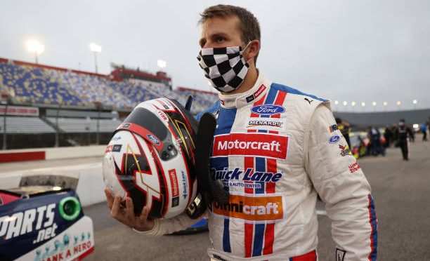 Featured Image for Matt DiBenedetto drives No. 21 Ford Mustang to 15th-place finish at Charlotte Motor Speedway