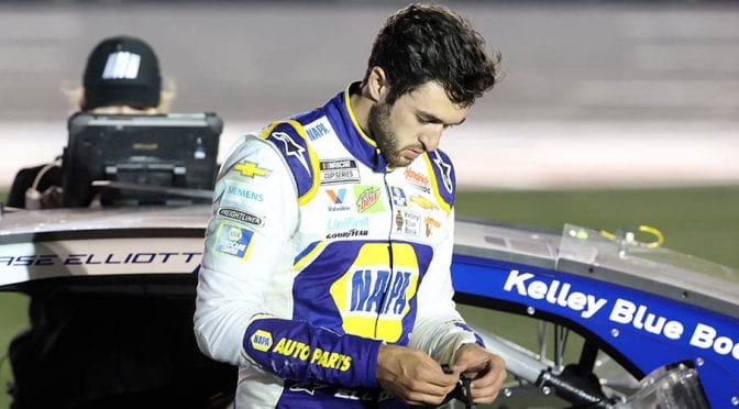 Chase Elliott’s 600 bid foiled by late yellow flag, pit-road shuffle