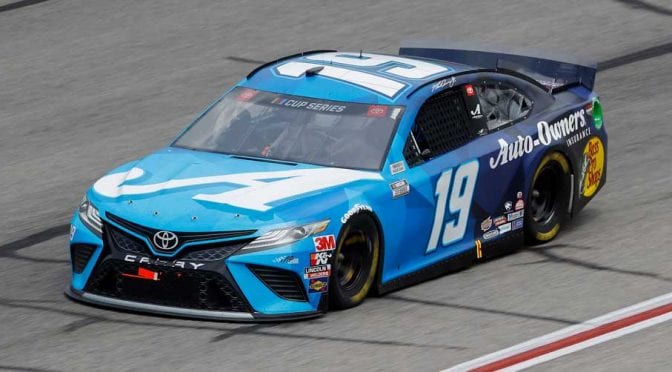Two cars fail pre-race inspection at Kentucky Speedway