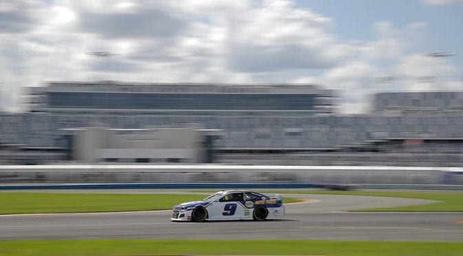 Chase Elliott holds off Denny Hamlin, captures historic Cup Series win on Daytona Road Course