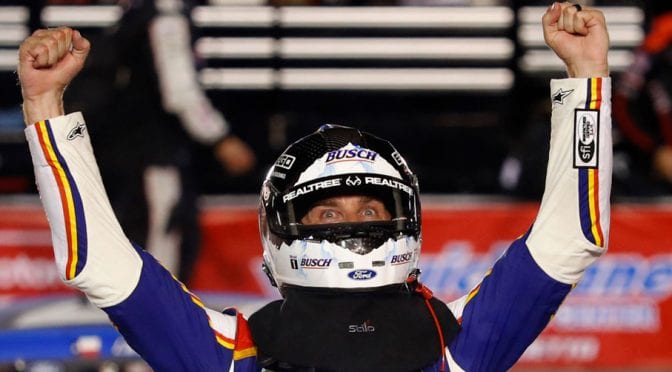 Featured image for Kevin Harvick opens Cup Series playoffs with Southern 500 win; Truex, Elliott tangle