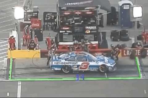 Top 10 GIFs: Las Vegas Motor Speedway playoff race | NASCAR