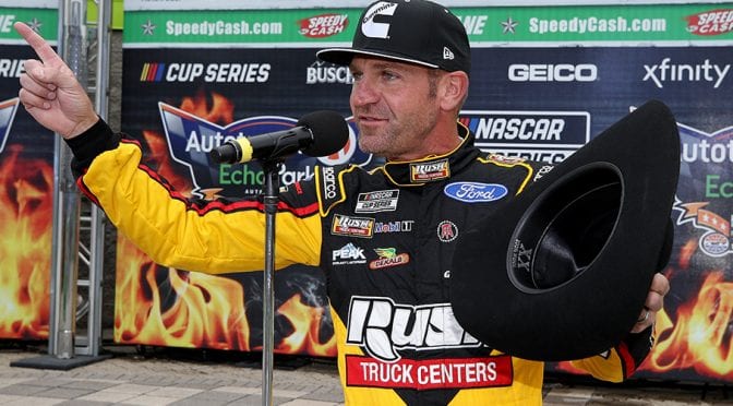 Featured Image for FOX booth featuring Mike Joy, Jeff Gordon and Clint Bowyer ready for Daytona debut