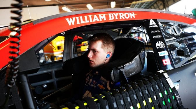 Featured image for Duel 2 crash crunches Byron’s front-row No. 24 Chevy before Daytona 500