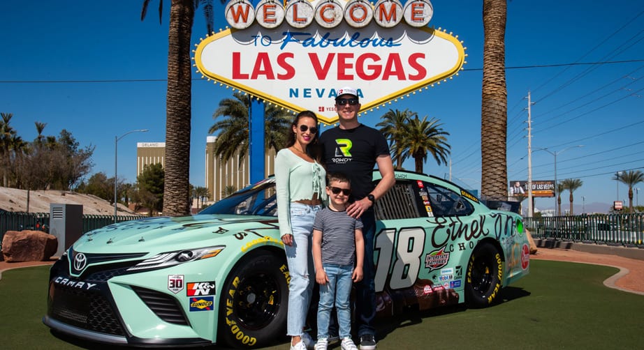Kyle Busch Family Sign