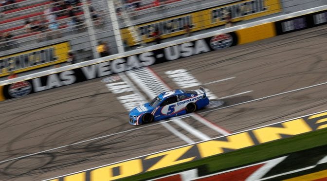 Featured image for Live betting the Las Vegas race: In-race wagering lessons learned during Larson’s dominant victory