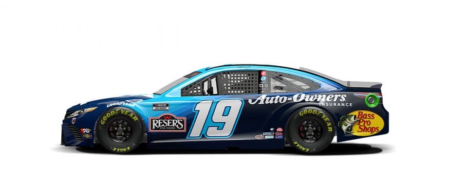 19 Truex Bristol 2021 1200x520