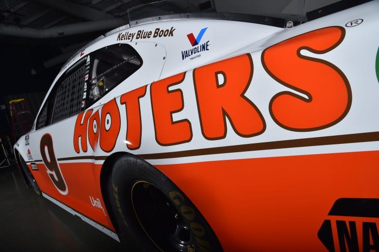 Hendrick Motorsports #9 HOOTERS Chevrolet