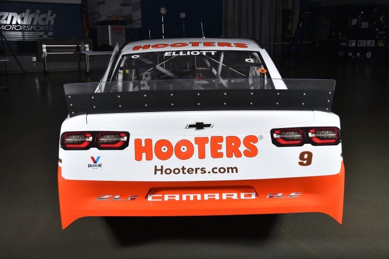 First look Chase Elliott's 2021 Darlington throwback Hooters paint scheme