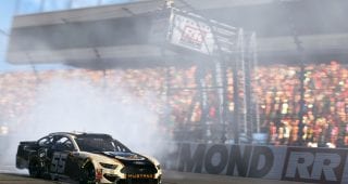 Final Lap: Vicente Salas earns first win in Coca-Cola iRacing Series