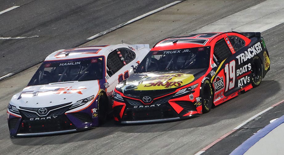 Jackpot Races: Denny Hamlin or Martin Truex Jr. for Richmond?