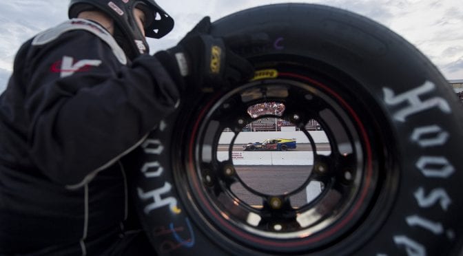 Featured Image for Whelen Modified Tour teams to carry Fallen Heroes names on roof decals at Jennerstown