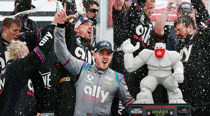 Featured Image for Bowman’s preseason long shot odds may provide massive payday for pro NASCAR bettor