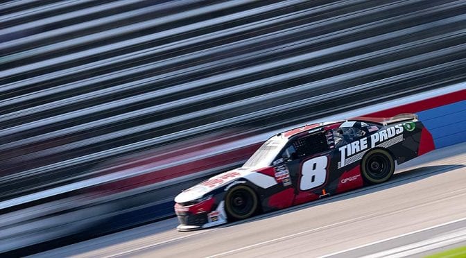 JRM No. 8 team fined for lug-nut violation at Texas; KBM crewmember suspended