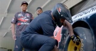 'I Am Athlete' crew goes to school on what it takes to be a pit crew member