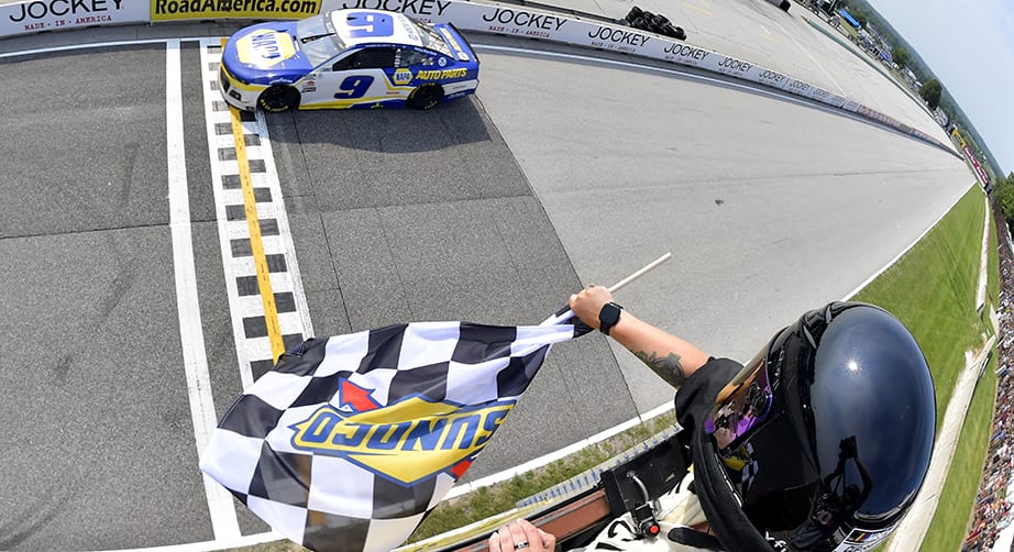 Chase Elliott surges to Cup Series win at Road America NASCAR