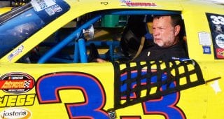 'You have to love it': Kingsport Speedway's 'Iron Man' Rick Pannell celebrates 200 consecutive