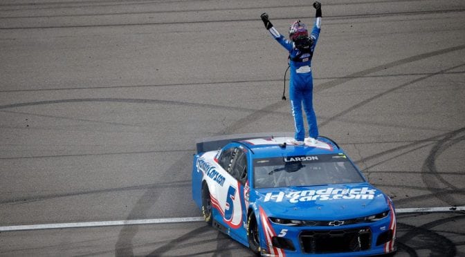 Hendrick Motorsports signs Kyle Larson to contract extension