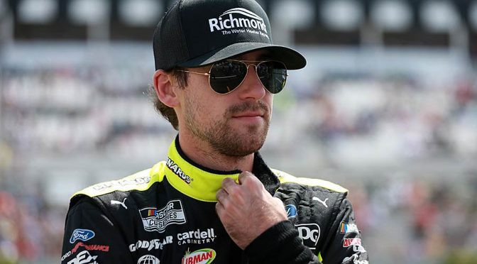Featured image for NASCAR betting: Sportsbooks tempt bettors with Larson odds; value to be found on Kyle Busch