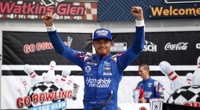 Larson holds off Elliott at Watkins Glen, grabs fifth Cup Series win of 2021