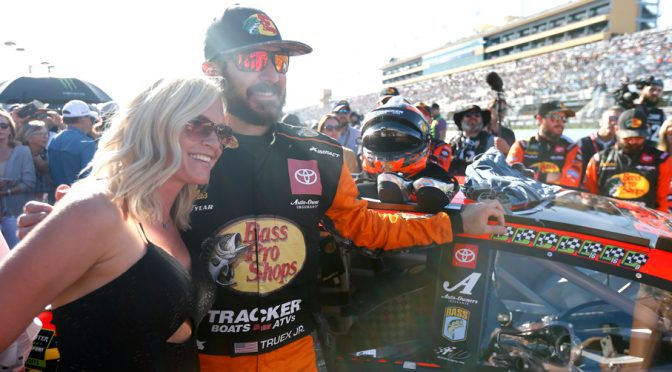 Featured Image for AdventHealth joins Martin Truex Jr. Foundation, The NASCAR Foundation to honor cancer heroes