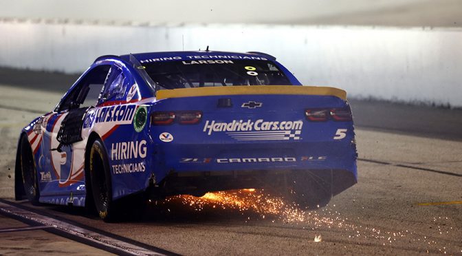 Featured image for Kyle Larson carries Hendrick Motorsports with ‘go for broke’ video game move at Darlington
