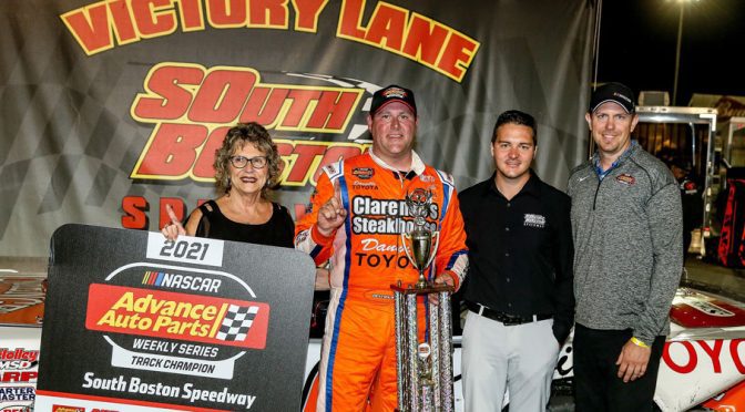 Featured image for Veteran late model driver Peyton Sellers just as motivated to win races as he was two decades ago