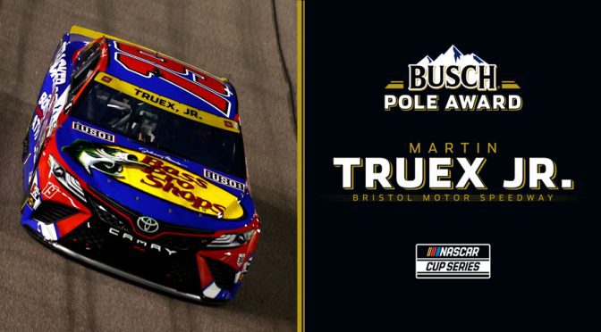 Featured image for Martin Truex Jr. nabs Busch Pole Award for Bristol playoff race