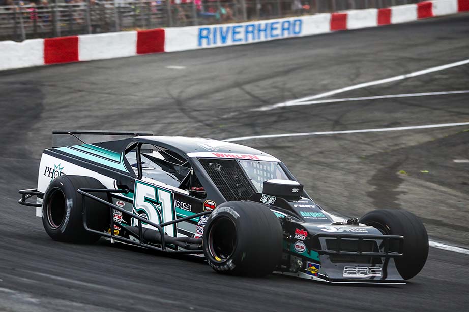 Bonsignore car shot of riverhead