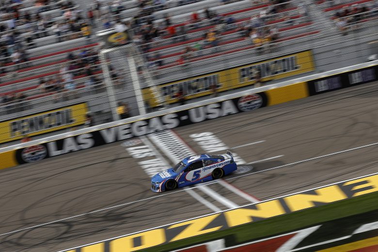 LAS VEGAS, NEVADA - MARCH 07: Kyle Larson, driver of the #5 HendrickCars.com Chevrolet, races during the NASCAR Cup Series Pennzoil 400 presented by Jiffy Lube at the Las Vegas Motor Speedway on March 07, 2021 in Las Vegas, Nevada. (Photo by Chris Graythen/Getty Images) | Getty Images