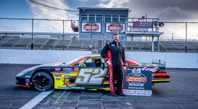 Featured Image for Number eight: Darling makes Seekonk history, becomes first driver to win eight titles 