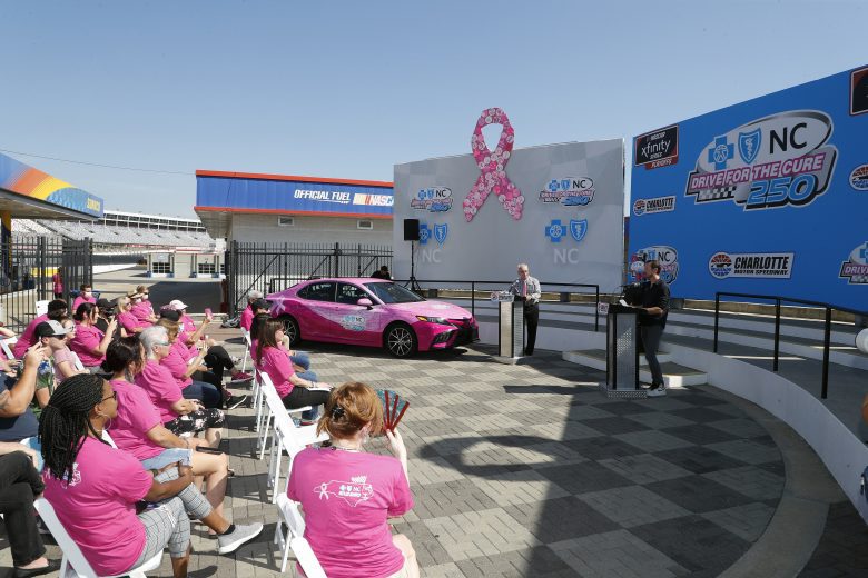 September 28 , 2021: Kurt Busch, Daniel Hemric and Beast Cancer survivors paint the walls pink at the Charlotte Motor Speedway in Charlotte  , NC.  ,  .  .   .  (HHP/Andrew Coppley)